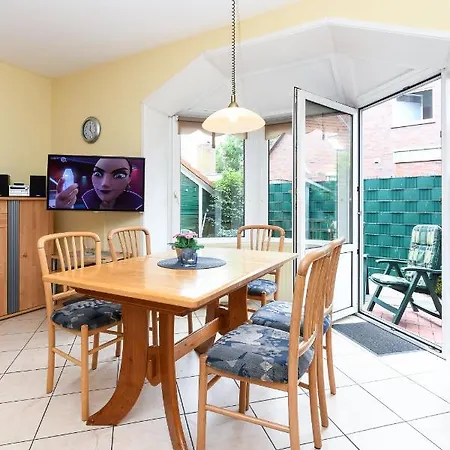 Baltrum Inselhaus Am Deich Apartamento *